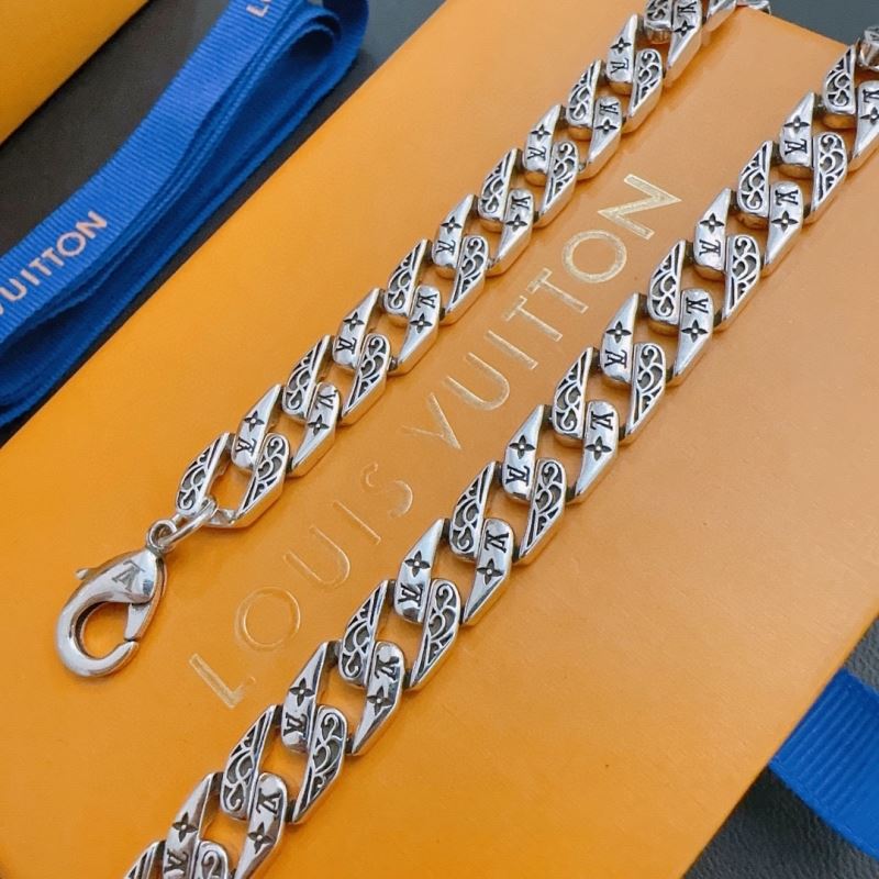 Louis Vuitton Necklaces